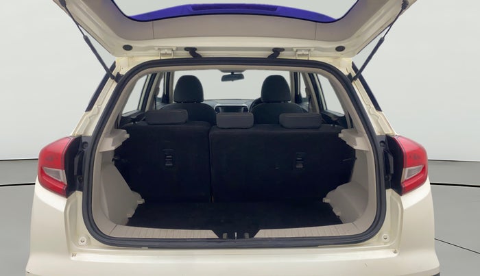 2019 Mahindra XUV300 W6 1.5 DIESEL, Diesel, Manual, 1,07,874 km, Boot Open Zoomed View