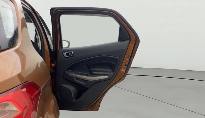 2018 Ford Ecosport TITANIUM + 1.5L DIESEL, Diesel, Manual, 1,32,691 km, RHS Rear Door