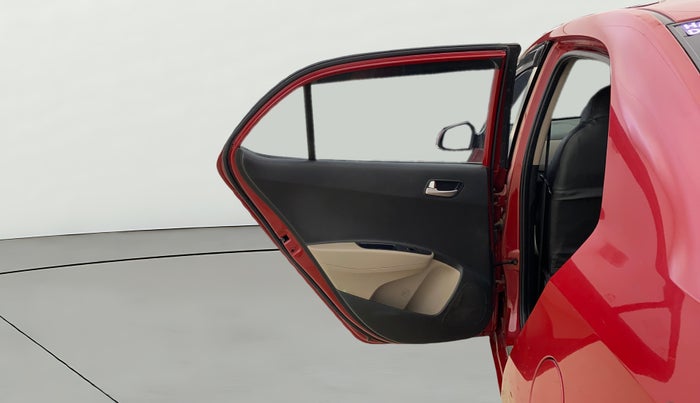 2015 Hyundai Xcent SX 1.2 (O), Petrol, Manual, 72,851 km, LHS Rear Door