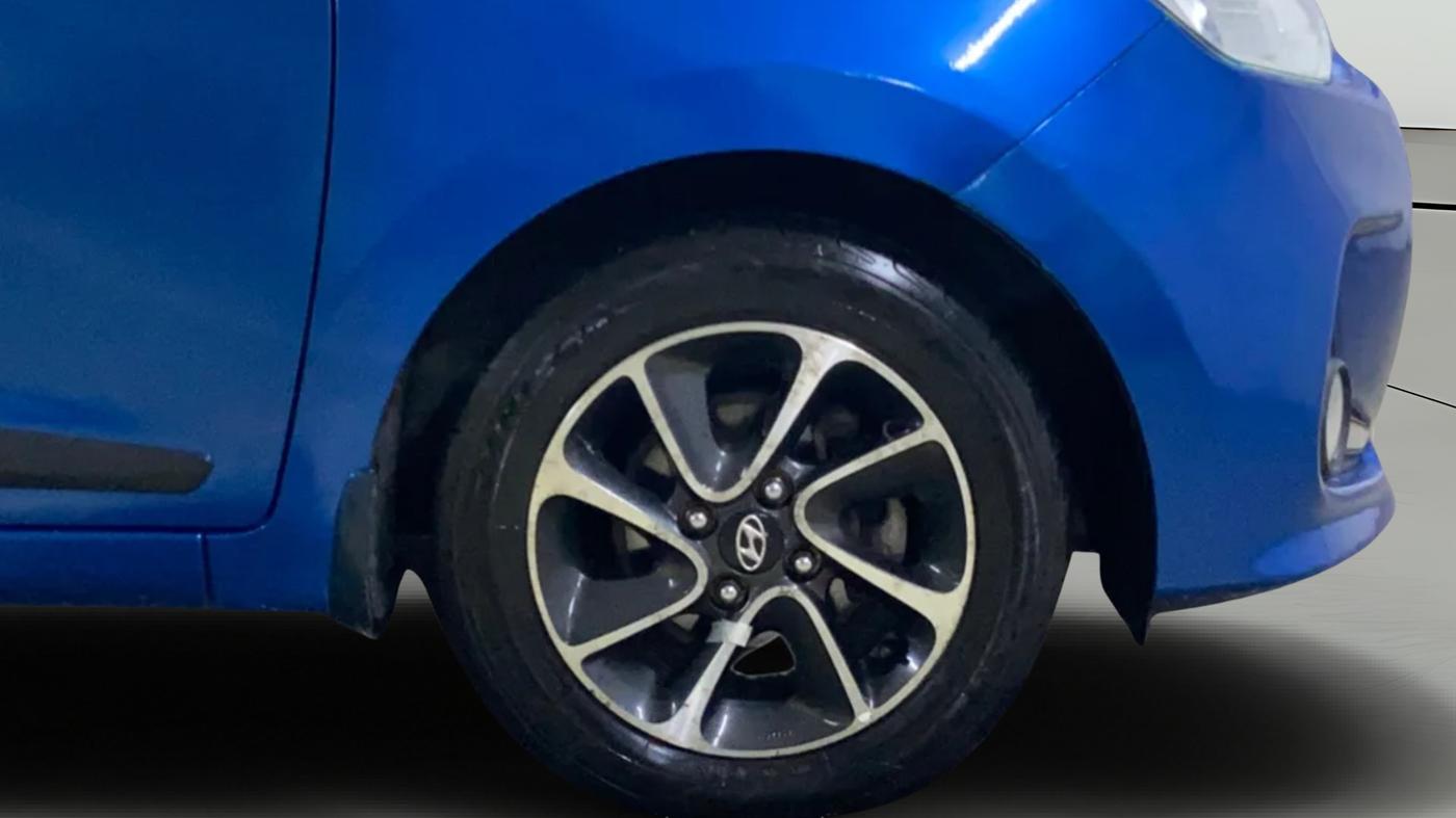 2018 Hyundai Grand i10 ASTA 1.2 KAPPA VTVT, CNG, Manual, 93,597 km, Right Front Wheel