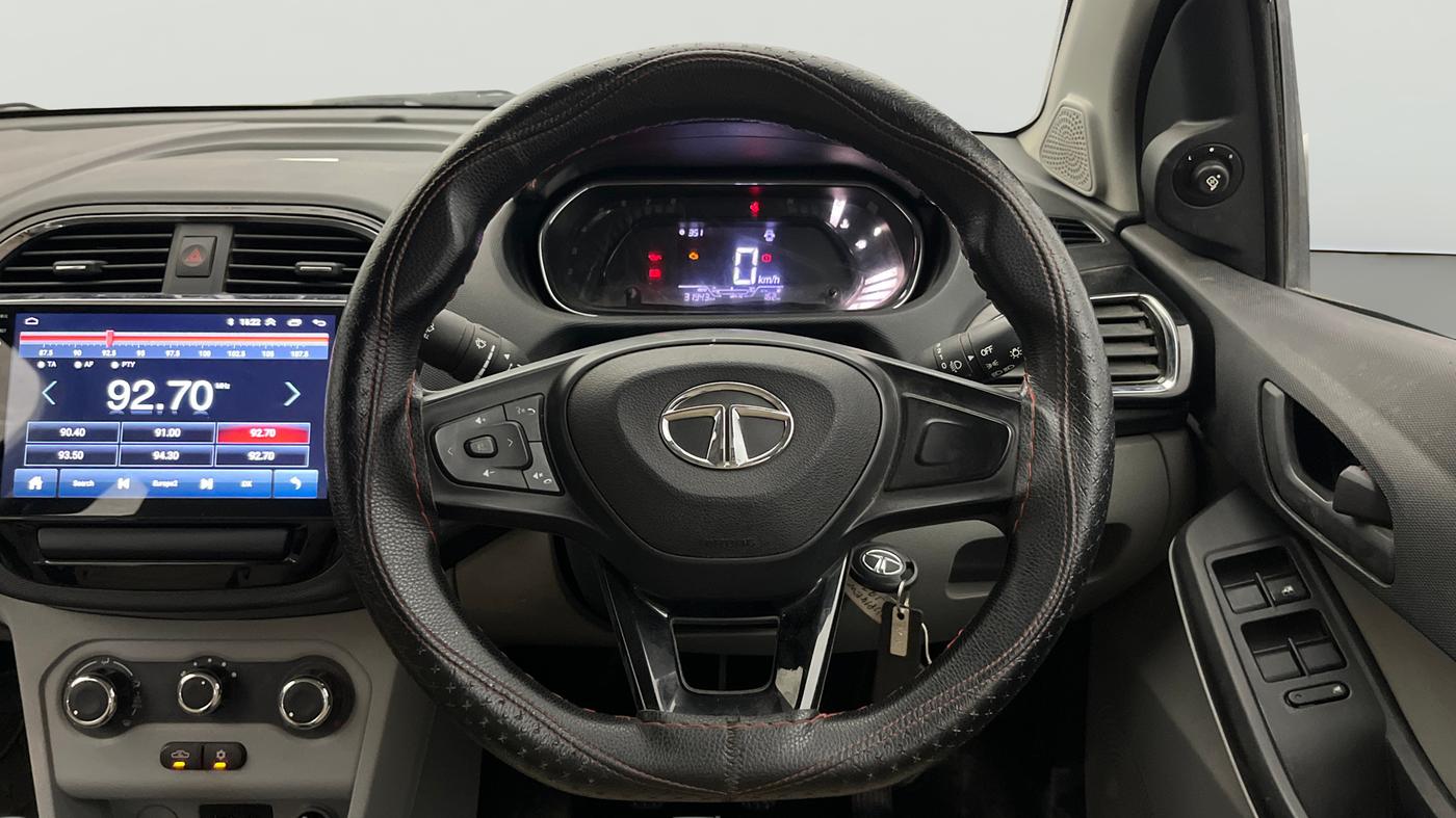 2021 Tata Tiago XT (O) PETROL, Petrol, Manual, 31,998 km, Steering Wheel Close Up