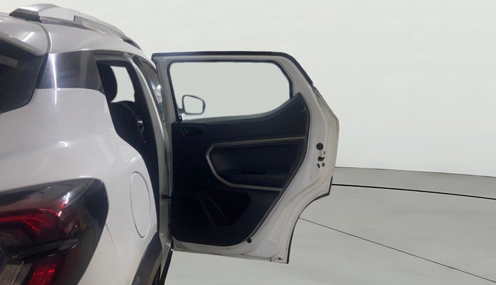 2022 Renault Kiger RXZ MT, Petrol, Manual, 50,214 km, RHS Rear Door