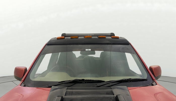 2016 Mahindra TUV300 T6 PLUS, Diesel, Manual, 67,182 km, Front Windshield
