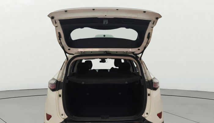 2020 Tata Harrier XZA PLUS 2.0L, Diesel, Automatic, 64,403 km, Boot Door Open