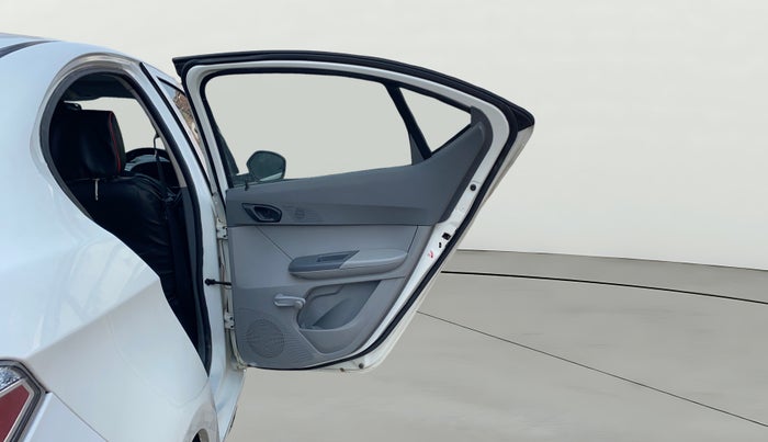 2021 Tata TIGOR XE PETROL, Petrol, Manual, 31,708 km, RHS Rear Door