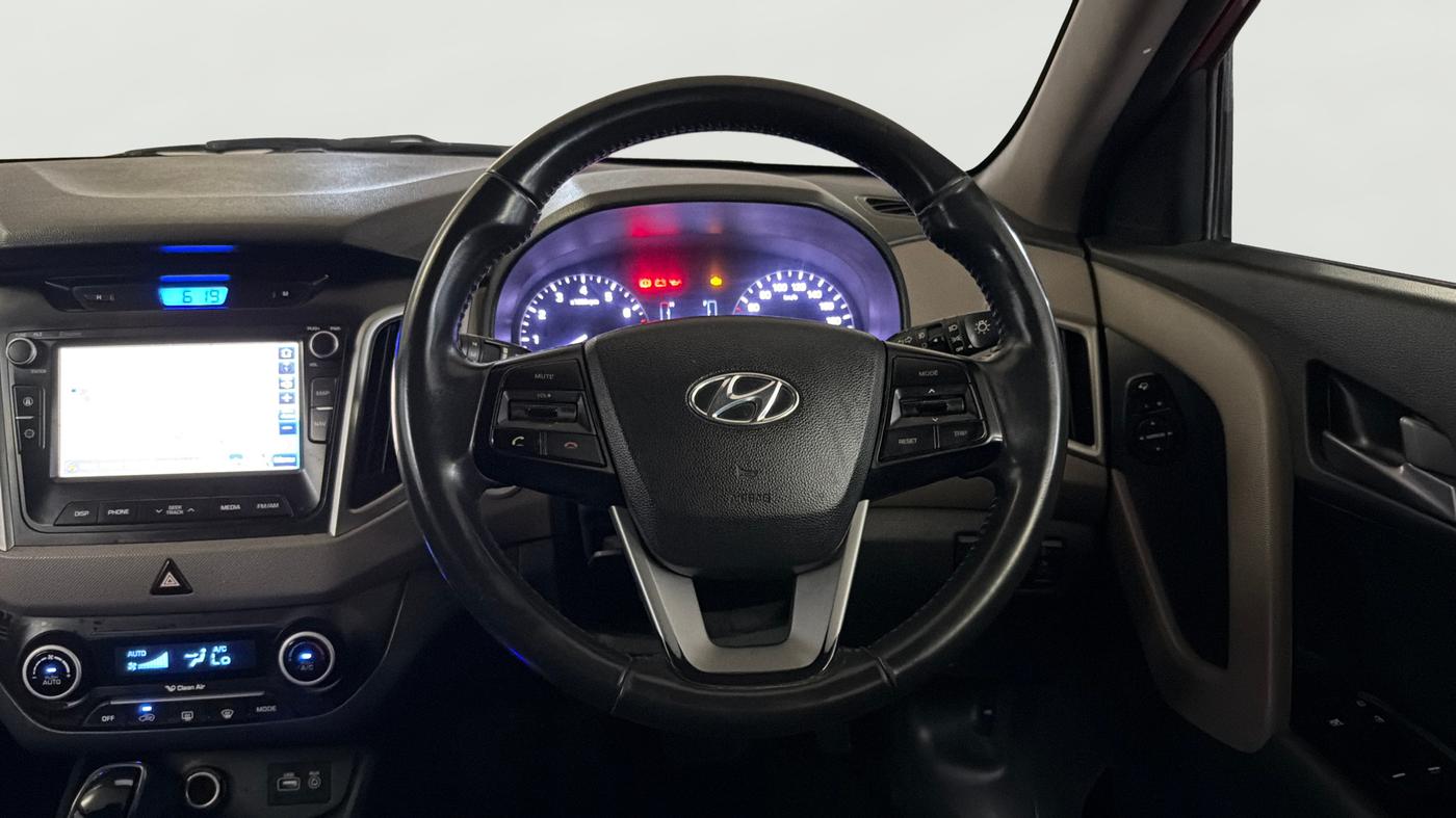 2017 Hyundai Creta SX PLUS AT 1.6 PETROL, Petrol, Automatic, 57,638 km, Steering Wheel Close Up