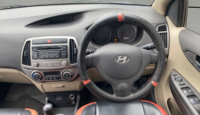 2013 Hyundai i20 MAGNA 1.2, Petrol, Manual, 95,152 km, Steering Wheel Close Up