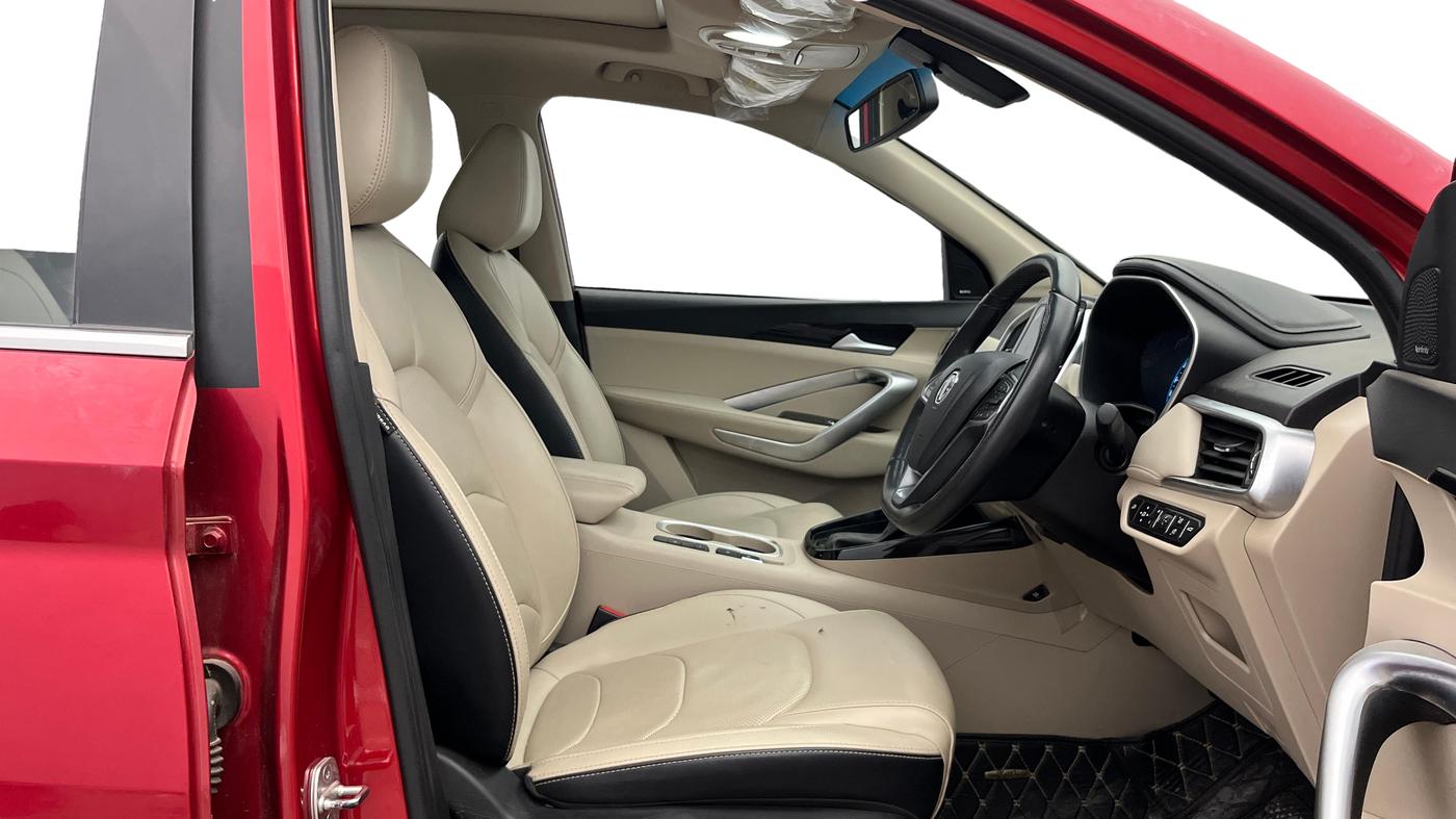 2021 MG HECTOR SHARP 1.5 DCT PETROL DUAL TONE, Petrol, Automatic, 38,761 km, Right Side Front Door Cabin