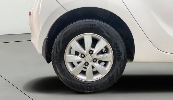 2012 Hyundai i20 ASTA 1.2, Petrol, Manual, 1,01,417 km, Right Rear Wheel