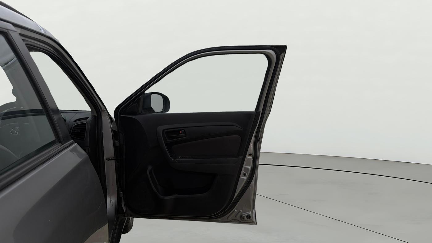 2022 Toyota URBAN CRUISER MID GRADE AT, Petrol, Automatic, 51,090 km, RHS Front Door