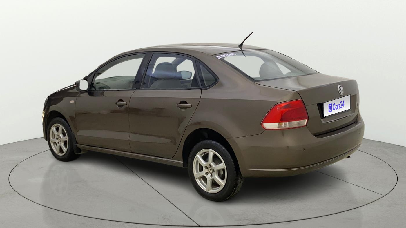 2015 Volkswagen Vento COMFORTLINE 1.6, Petrol, Manual, 1,08,866 km, Left Back Diagonal