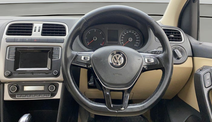 2016 Volkswagen Ameo HIGHLINE PLUS 1.5L AT 16 ALLOY, Diesel, Automatic, 1,32,884 km, Steering Wheel Close Up