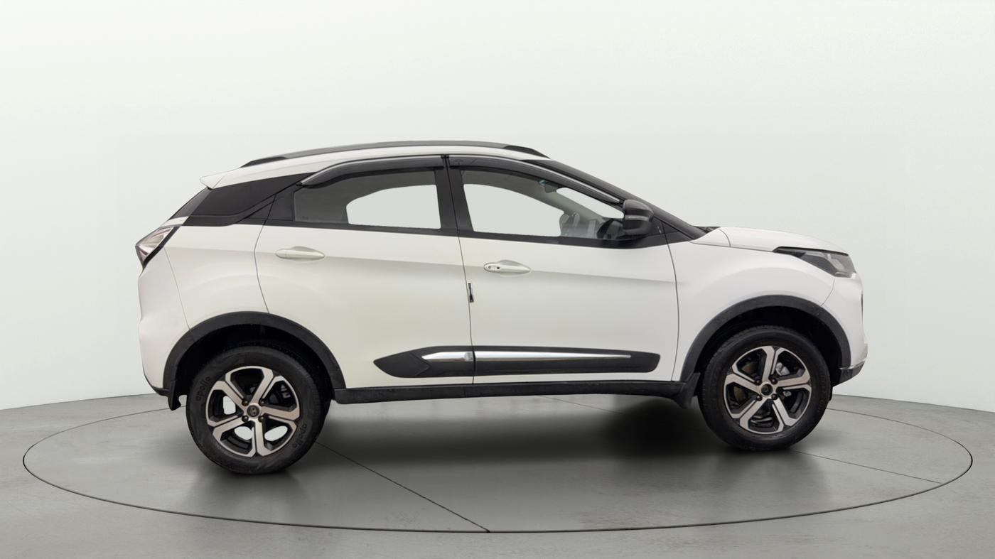 2022 Tata NEXON XZA PLUS (L), Petrol, Automatic, 51,883 km, Right Side View