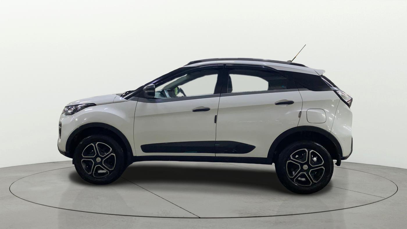 2022 Tata NEXON XM SUNROOF DIESEL, Diesel, Manual, 53,077 km, Left Side