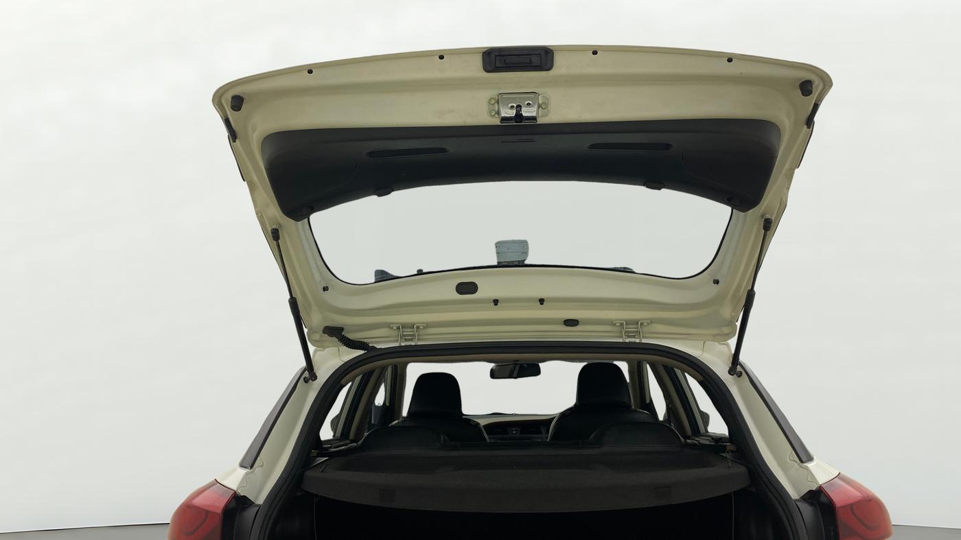 2017 Hyundai Elite i20 ASTA 1.2, Petrol, Manual, 54,091 km, Boot Door Open