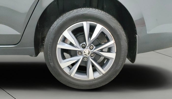 2022 Skoda SLAVIA STYLE 1.5L TSI DSG, Petrol, Automatic, 47,776 km, Left Rear Wheel