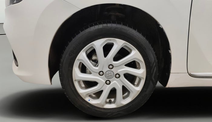 2025 Maruti Baleno  ZETA CNG 1.2L, CNG, Manual, 7,392 km, Left Front Wheel