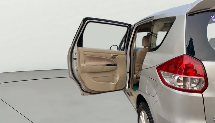 2013 Maruti Ertiga ZDI, Diesel, Manual, 1,00,067 km, LHS Rear Door