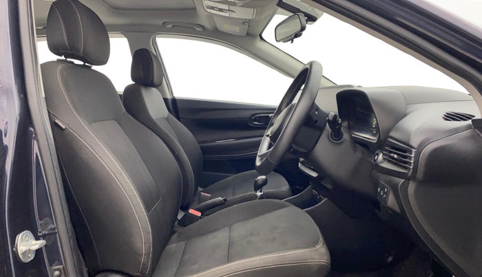 2022 Hyundai NEW I20 ASTA (O) 1.2 MT, Petrol, Manual, 53,503 km, Right Side Front Door Cabin