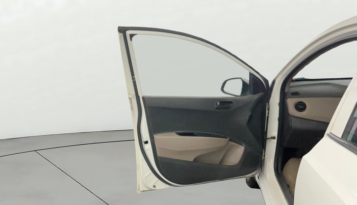 2016 Hyundai Grand i10 MAGNA AT 1.2 KAPPA VTVT, Petrol, Automatic, 72,832 km, LHS Front Door