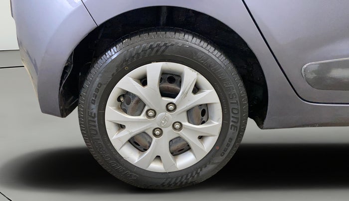 2016 Hyundai Grand i10 SPORTZ 1.2 KAPPA VTVT, Petrol, Manual, 65,801 km, Right Rear Wheel