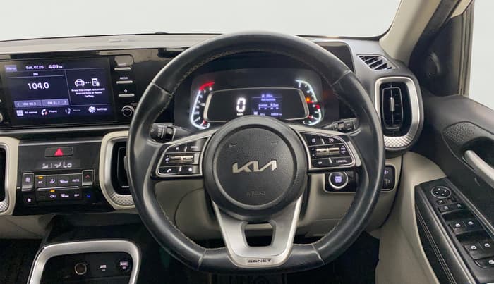 2021 KIA SONET HTX 1.0 IMT, Petrol, Manual, 1,09,541 km, Steering Wheel Close Up