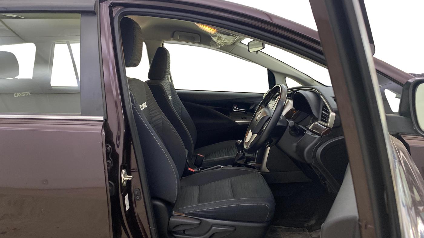 2019 Toyota Innova Crysta 2.4 VX 8 STR, Diesel, Manual, 80,404 km, Right Side Front Door Cabin