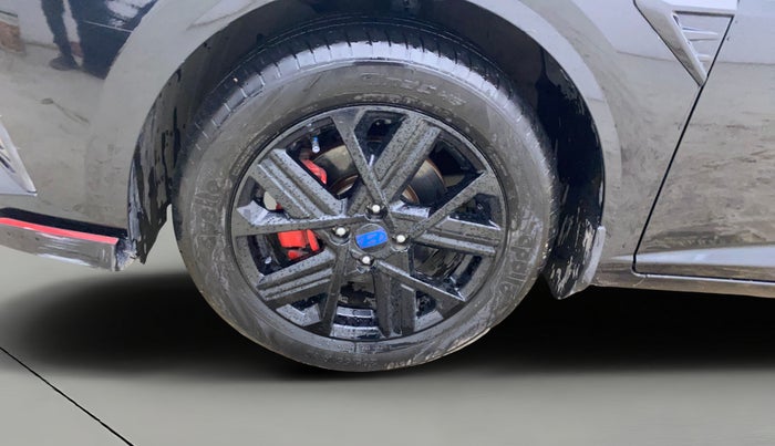 2024 Hyundai Verna SX (O) 1.5 TURBO PETROL DCT, Petrol, Automatic, 15,541 km, Left Front Wheel