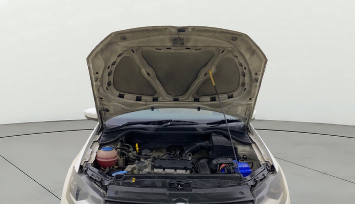 2017 Volkswagen Polo HIGHLINE1.2L, Petrol, Manual, 86,066 km, Open Bonet