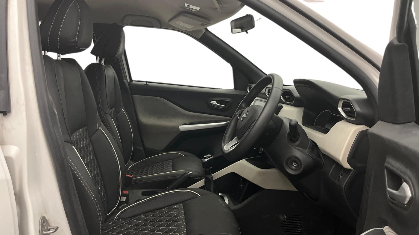 2021 Nissan MAGNITE XL, Petrol, Manual, 19,105 km, Right Side Front Door Cabin