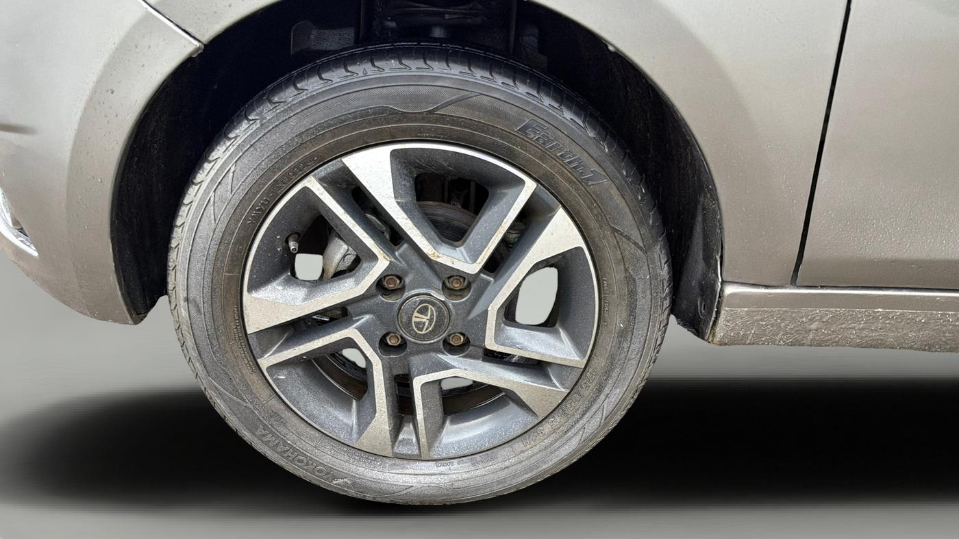 2019 Tata TIGOR XZ PLUS PETROL, Petrol, Manual, 68,316 km, Left Front Wheel