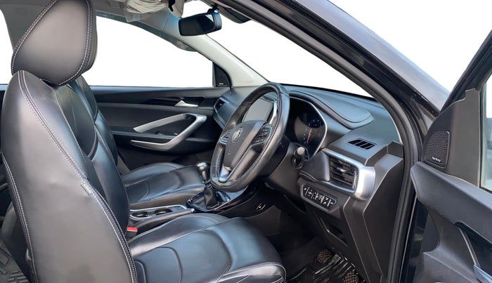 2022 MG HECTOR SHARP 2.0 DIESEL, Diesel, Manual, 33,350 km, Right Side Front Door Cabin