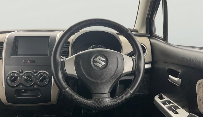 2015 Maruti Wagon R 1.0 VXI, Petrol, Manual, 29,138 km, Steering Wheel Close Up