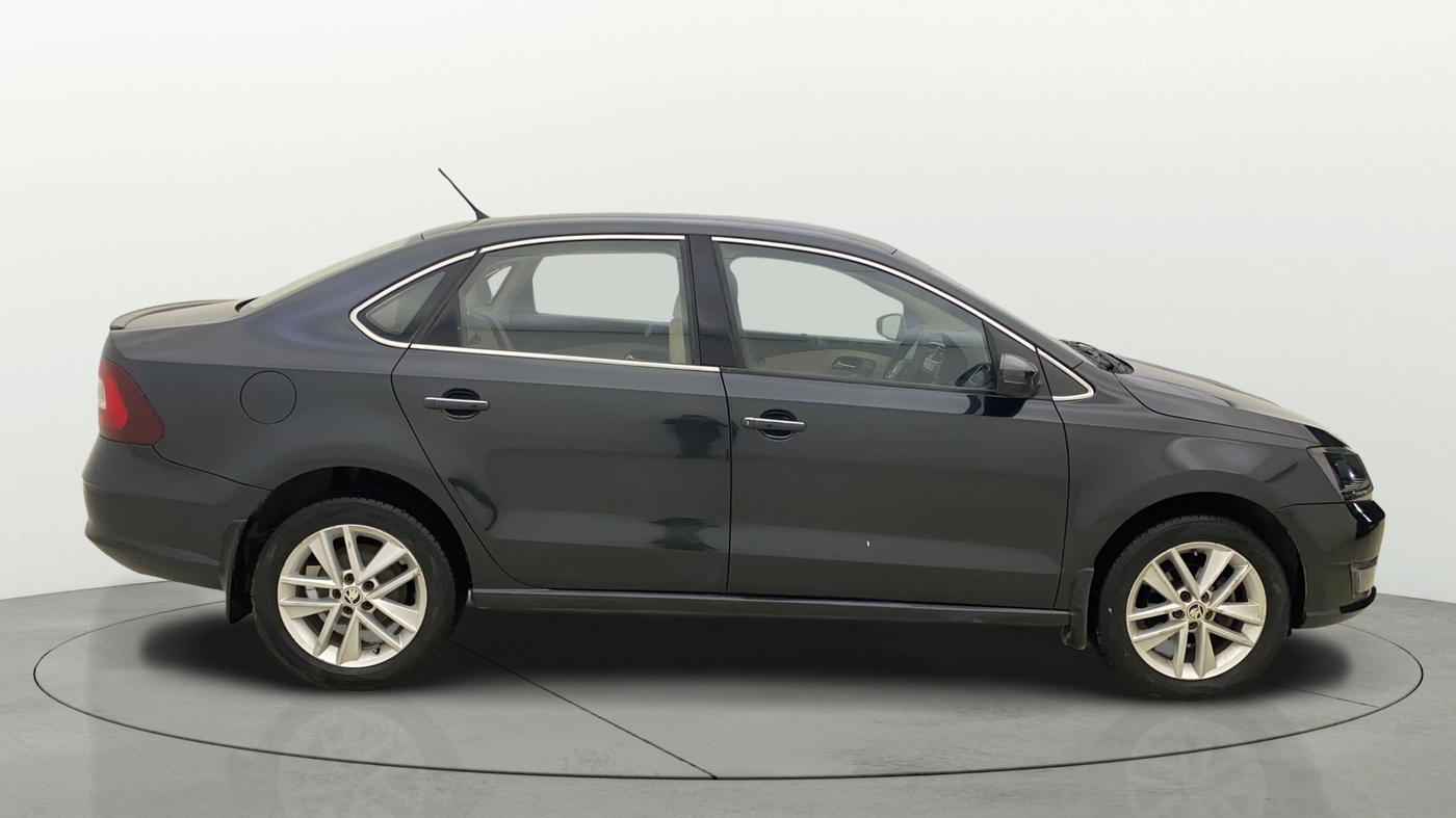 2018 Skoda Rapid STYLE 1.6 MPI AT, Petrol, Automatic, 75,459 km, Right Side View