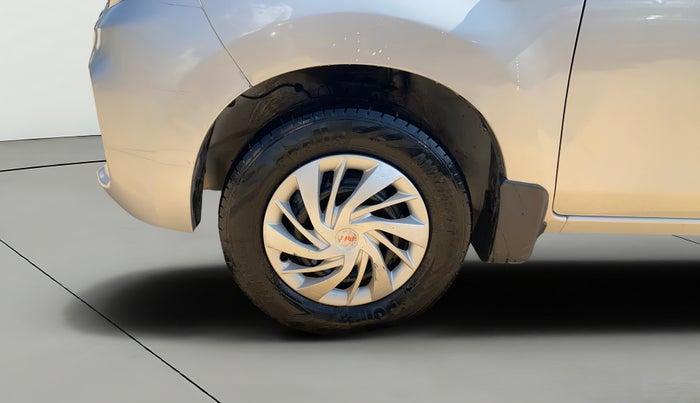 2022 Maruti Alto LXI OPT CNG, CNG, Manual, 1,33,541 km, Left Front Wheel