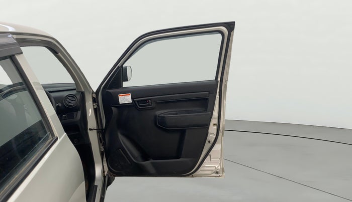 2022 Maruti S PRESSO VXI (O) CNG, CNG, Manual, 15,915 km, RHS Front Door