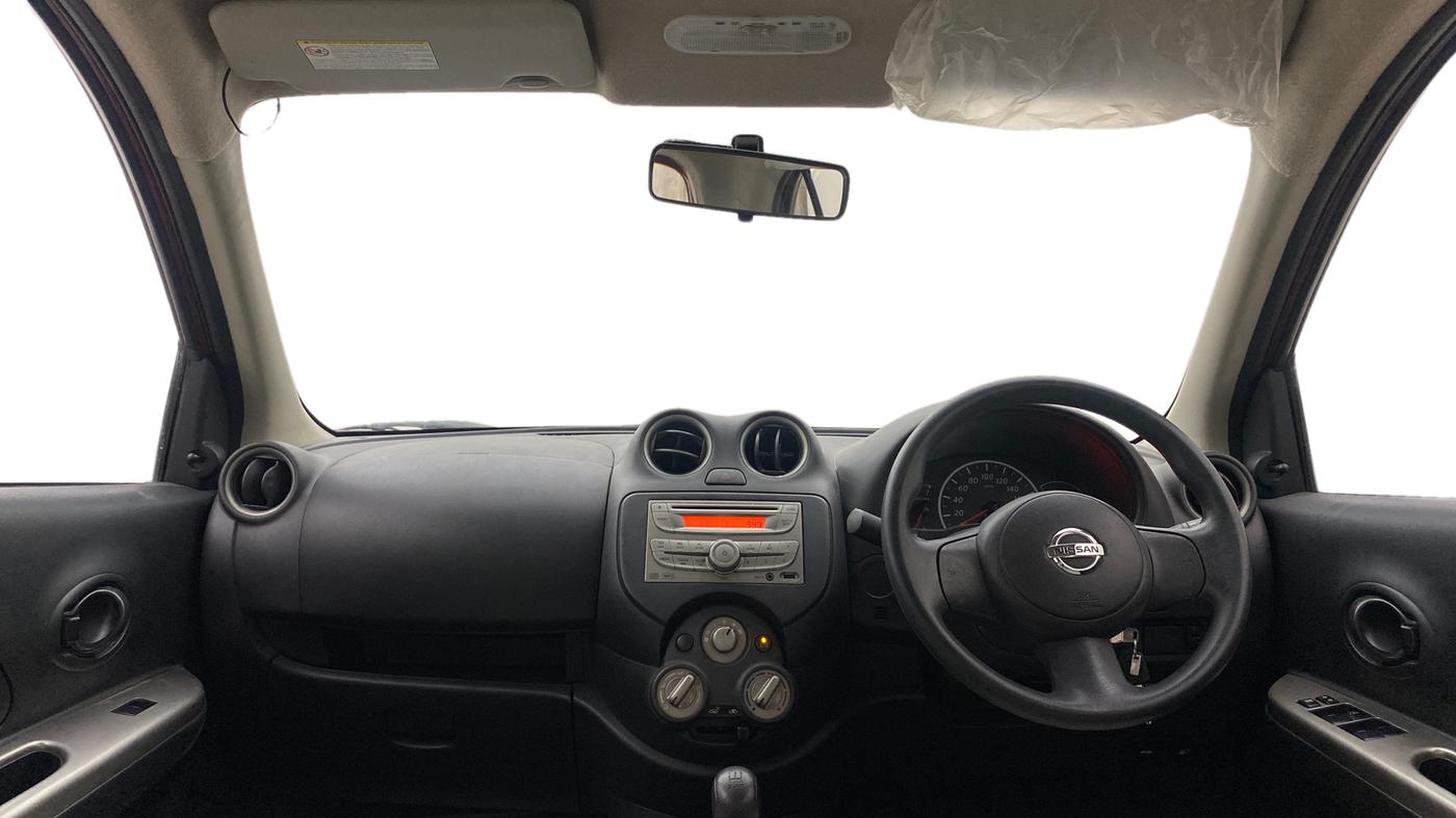 2016 Nissan Micra Active XV, Petrol, Manual, 26,279 km, Dashboard