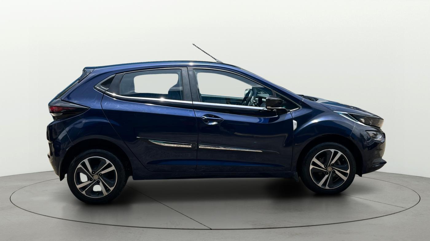 2022 Tata ALTROZ XZA PLUS, Petrol, Automatic, 53,183 km, Right Side View