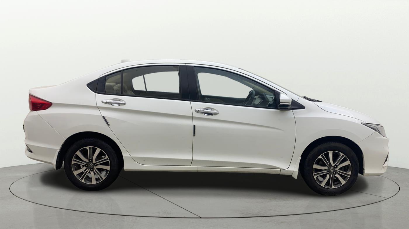 2018 Honda City 1.5L I-VTEC V MT, Petrol, Manual, 1,07,457 km, Right Side View