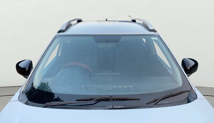 2022 Renault Kiger RXT (O) MT, CNG, Manual, 70,181 km, Front Windshield