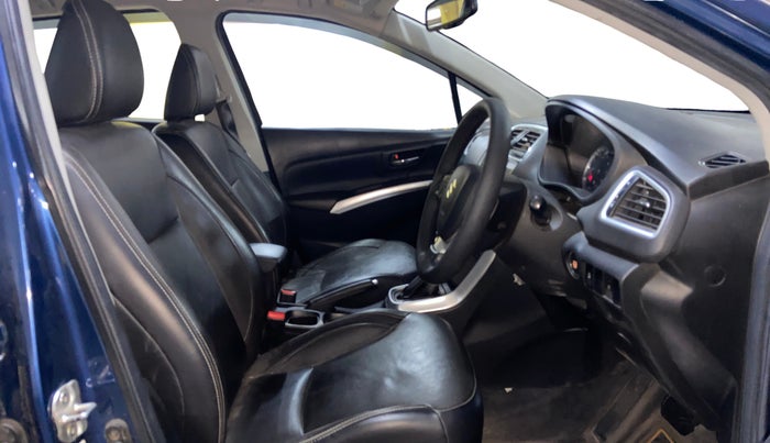 2021 Maruti S Cross ALPHA AT1.5, Petrol, Automatic, 61,929 km, Right Side Front Door Cabin