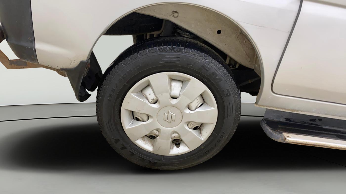 2014 Maruti Eeco 5 STR WITH A/C+HTR, Petrol, Manual, 65,957 km, Right Rear Wheel