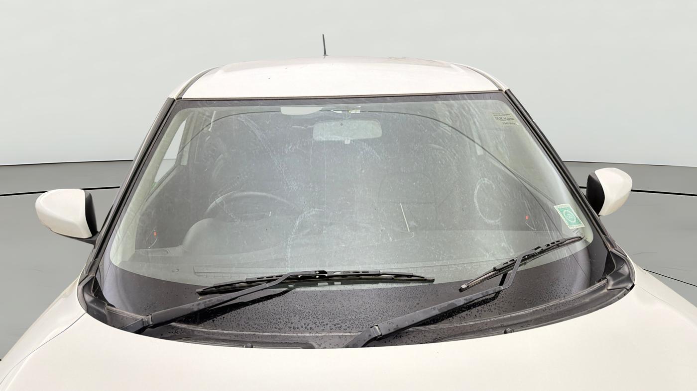 2018 Maruti Swift ZXI AMT, Petrol, Automatic, 51,329 km, Front Windshield