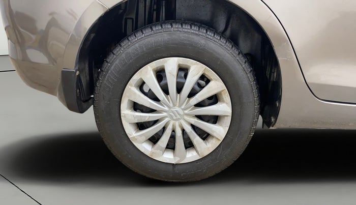 2016 Maruti Swift Dzire VXI (O), Petrol, Manual, 1,09,134 km, Right Rear Wheel
