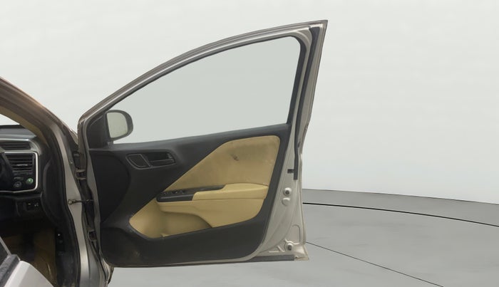 2016 Honda City 1.5L I-VTEC SV CVT, Petrol, Automatic, 1,18,172 km, RHS Front Door