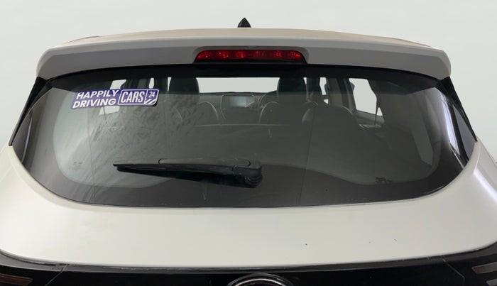 2020 Tata Harrier XM 2.0L KRYOTEC, Diesel, Manual, 95,786 km, Rear Windshield