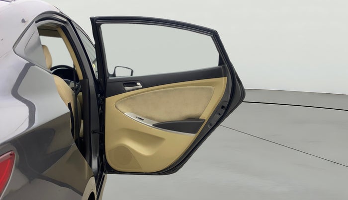 2012 Hyundai Verna FLUIDIC 1.4 CRDI, Diesel, Manual, 1,35,592 km, RHS Rear Door