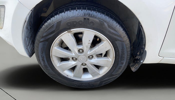 2013 Hyundai i20 SPORTZ 1.2, Petrol, Manual, 35,215 km, Left Front Wheel