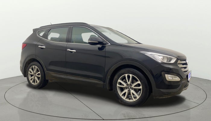 2015 Hyundai Santa Fe 4 WD AT, Diesel, Automatic, 67,583 km, Right Front Diagonal