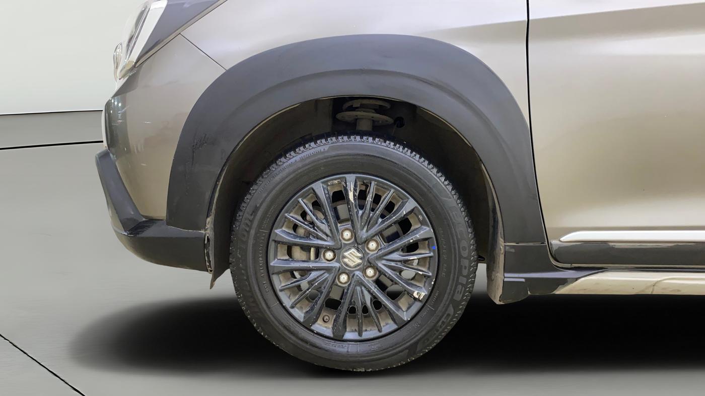 2021 Maruti XL6 ZETA MT, Petrol, Manual, 27,621 km, Left Front Wheel